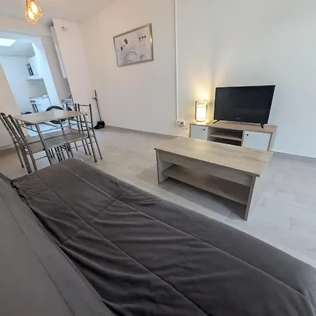 2 Bedroom House Hébergement de vacances *